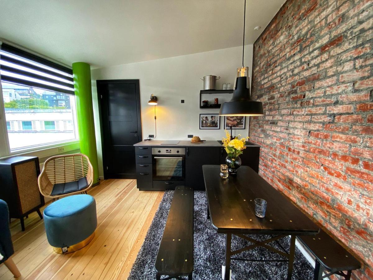 Broncks Apartment 2 - Modern 2-Bedroom In The Heart Of Tórshavn Extérieur photo