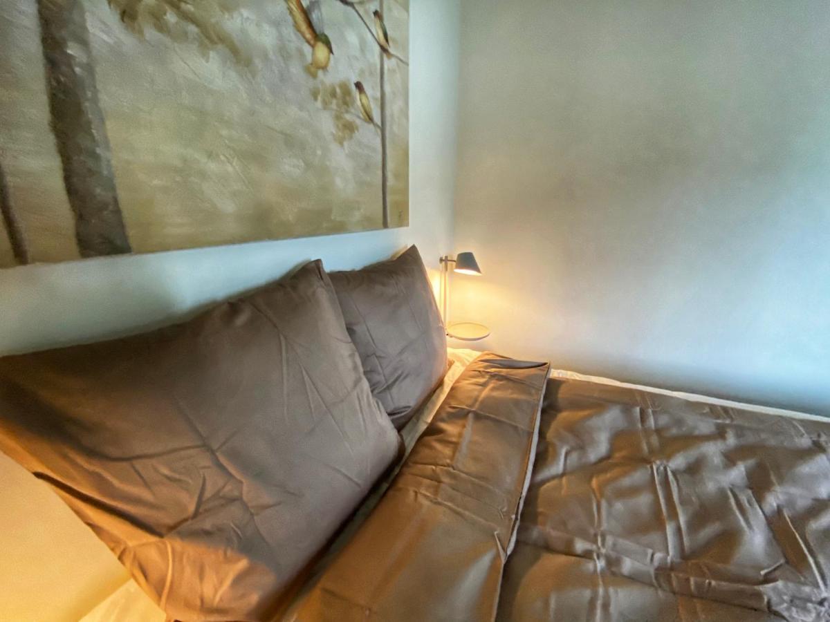 Broncks Apartment 2 - Modern 2-Bedroom In The Heart Of Tórshavn Extérieur photo