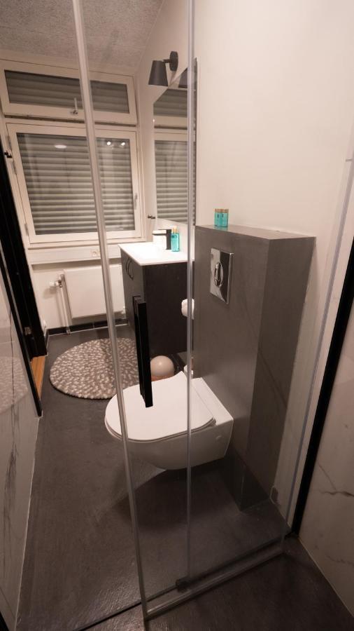 Broncks Apartment 2 - Modern 2-Bedroom In The Heart Of Tórshavn Extérieur photo